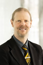 Profilbild von Dr. Axel Fürstberger