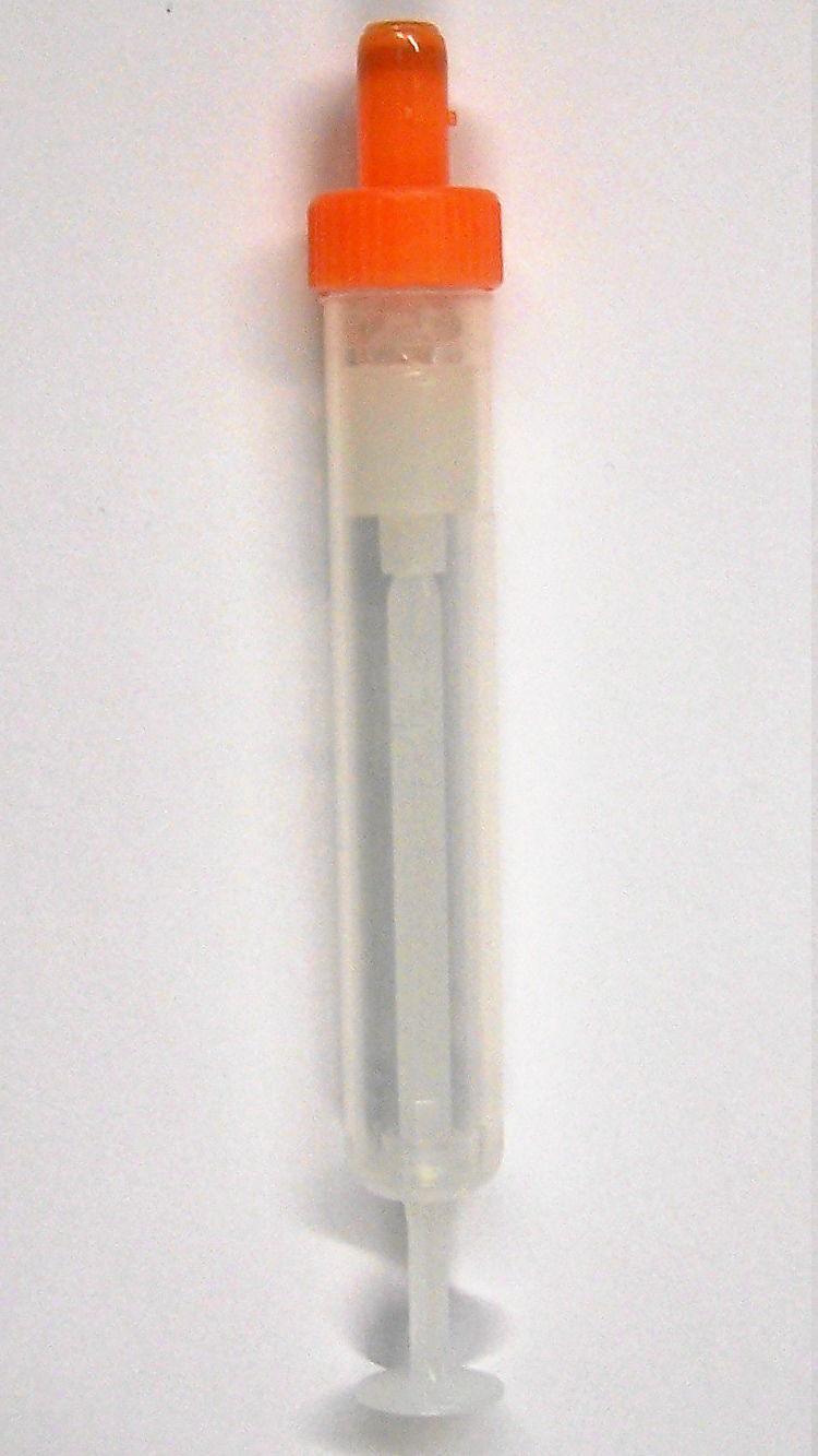 Bild einer Lithium-Heparin-Monovette ohne Patientenetikett.