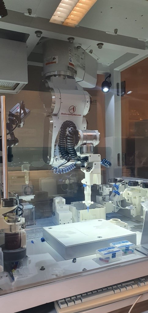 Picture of the BioassemblyBot 400 Bioprinter