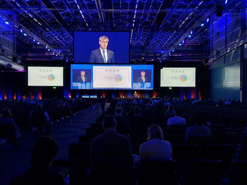 Der Minkowski-Preisträger Prof. Martin Heni stellt bei der Jahrestagung der EASD seine Diabetes-Forschung vor 