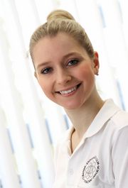 Profilbild von Dr. med. dent. Marie-Theres Hönes-Dawid