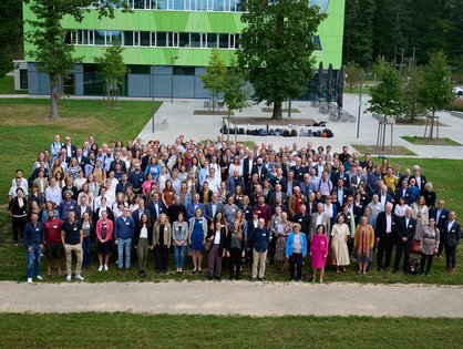 Gruppenfoto der Teilnehmenden