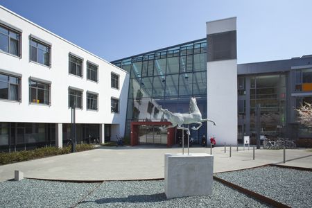 Außenansicht der Kinderklinik am Michelsberg 