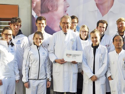 Freude über die DOSB-Lizenz beim Team der Sport- und Rehabilitationsmedizin (Foto: Universitätsklinikum Ulm)