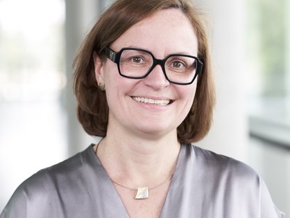 Frau Prof. Dr. Miriam Erlacher ist neue Ärztliche Direktorin der Klinik für Kinder- und Jugendmedizin am UKU.