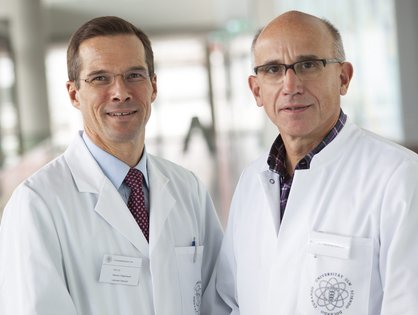 Prof. Dr. Stephan Stilgenbauer, Prof. Dr. Hartmut Döhner (v.l.)_UK Ulm