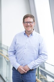 Profilbild von Prof. Dr. rer. nat. Daniel Tews