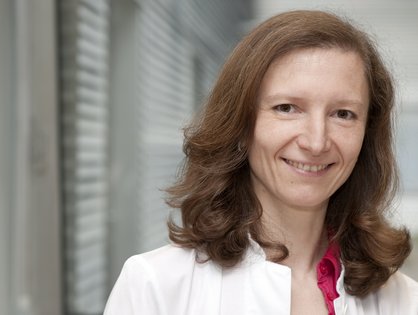  Foto: Frau Prof. Aurelia Peraud, neue Leiterin der Sektion Pädiatrische Neurochirurgie des Universitätsklinikums Ulm. (Quelle: Klinikum der Universität München)