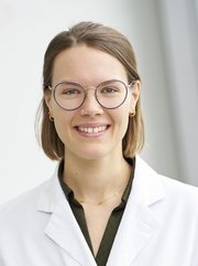 Profilbild von Dr. Leonie Zikarsky