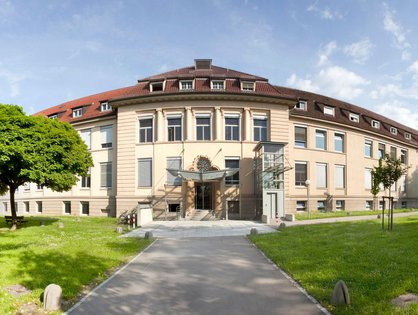 Das alte Gebäude der Klinik für Urologie (Quelle: Universitätsklinikum Ulm)