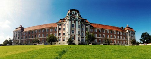 Die Akademie für Gesundheitsberufe in Wiblingen 