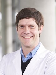 Profilbild von Dr. med. univ. Zeljko Uzelac