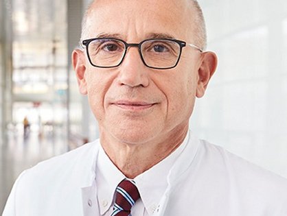 Porträtfoto Professor Dr. Hartmut Döhner