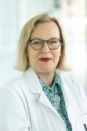 Profilbild von Dr. med. Esther Tiessen