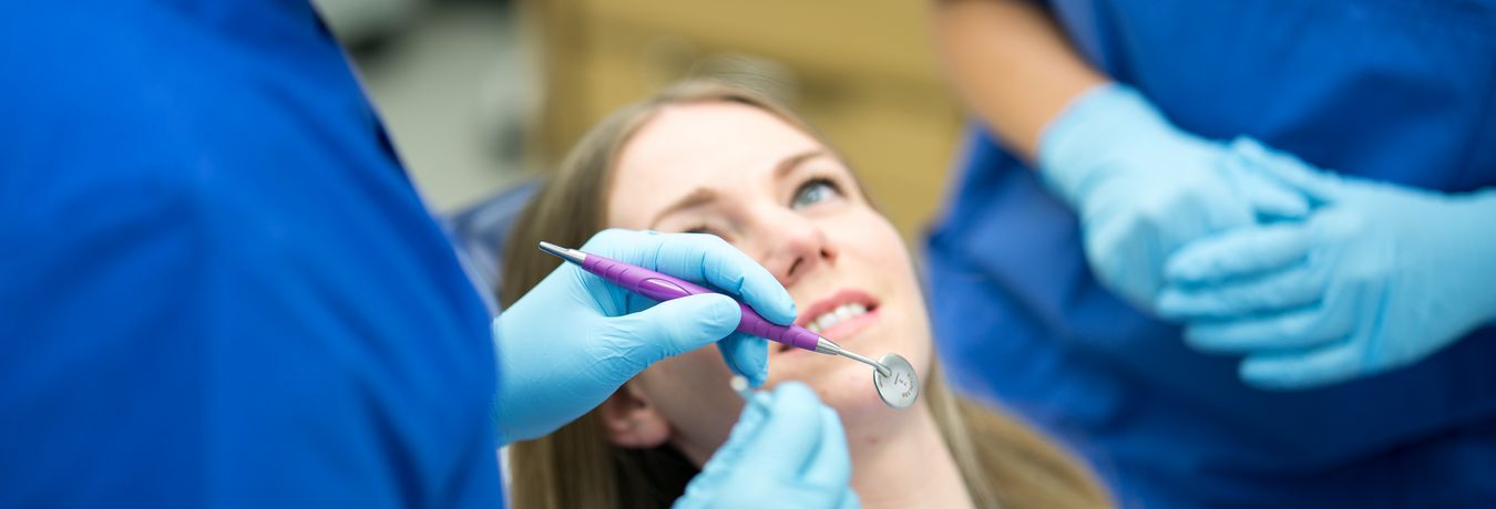 Gespräch vor Dentoalveolärer Chirurgie