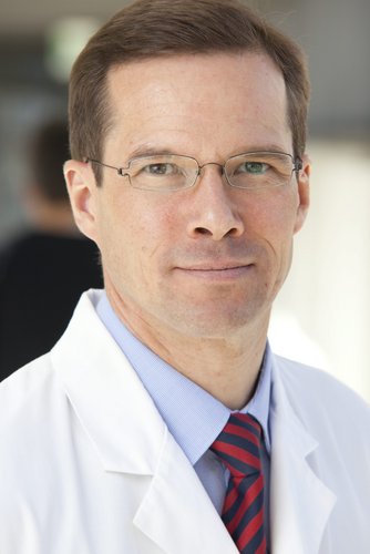 Preisträger Prof. Stephan Stilgenbauer. Foto: Universitätsklinikum Ulm.