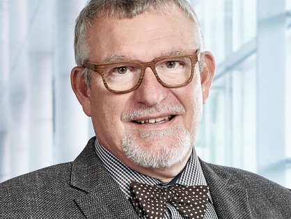 Professor Dr. Jörg Fegert, Ärztlicher Dirketor der Klinik für Kinder- und Jugendpsychiatrie des Universitätsklinikums Ulm Foto: Uniklinik Ulm 