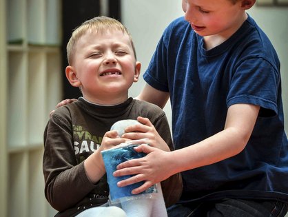 EMIL hilft, sich in andere hineinzuversetzen und Mitgefühl zu zeigen (Foto: Universitätsklinikum Ulm, ZNL. Martina Dach)