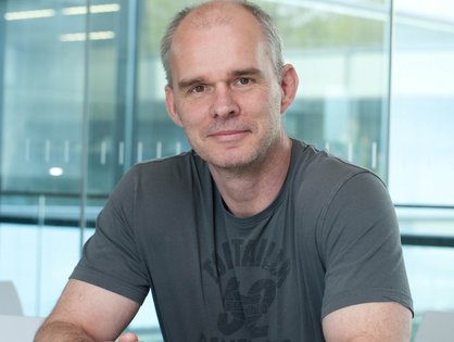 Prof. Frank Kirchhoff leitet das Institut für Molekulare Virologie der Ulmer Universitätsmedizin
