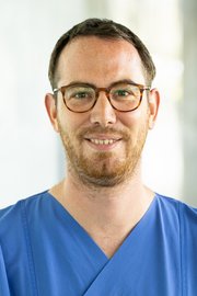 Profilbild von Dr. med. Christopher Schuldhaus