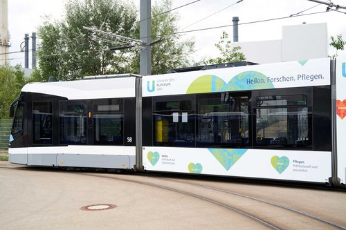 Ausschnitt der neuen Straßenbahn 