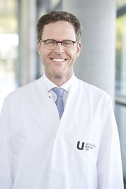 Profilbild von Prof. Dr. Christoph Michalski